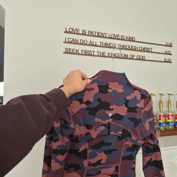 Lululemon Define Jacket - Picture 2 of 3